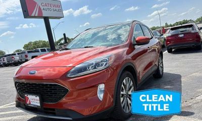 2020 Ford Escape Titanium