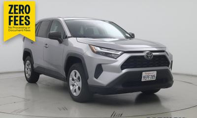 2023 Toyota RAV4 LE