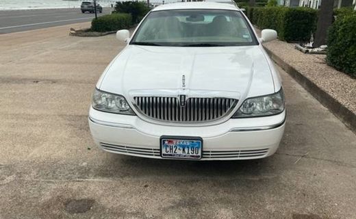 2009 Lincoln Town CAR Signature Limited