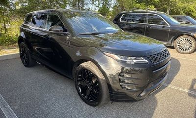 2023 Land Rover Range Evoque SE