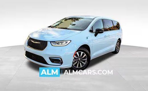 2024 Chrysler Pacifica Select
