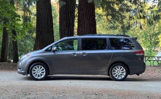 2012 Toyota Sienna LE