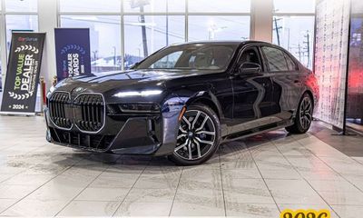 2025 BMW 760i xDrive