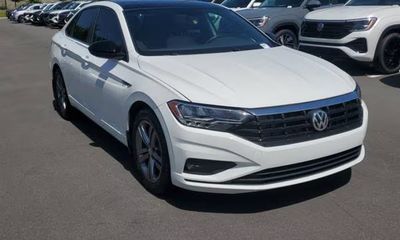 2020 Volkswagen Jetta S SE R