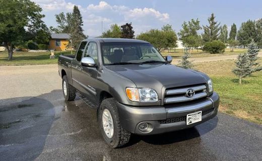 2004 Toyota Tundra SR5
