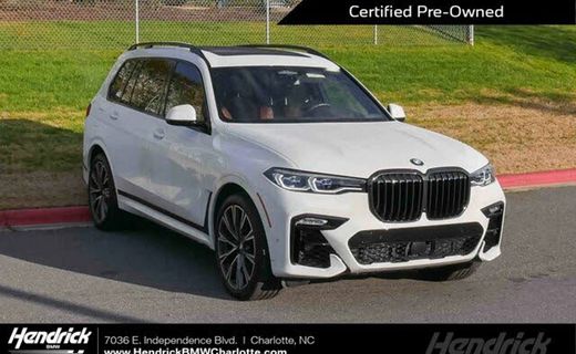2022 BMW X7 M50i