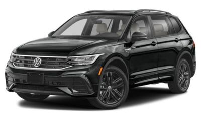 2023 Volkswagen Tiguan 4MOTION SE Black