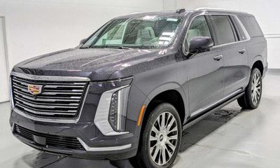 2026 Cadillac Escalade ESV Platinum Luxury