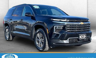2024 Chevrolet Traverse LT