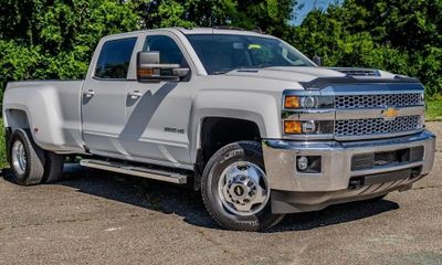 2019 Chevrolet Silverado HD LT
