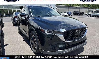 2023 Mazda CX-5 Premium Package