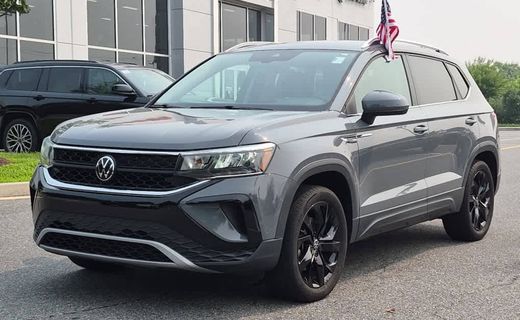2023 Volkswagen Taos 4MOTION SE