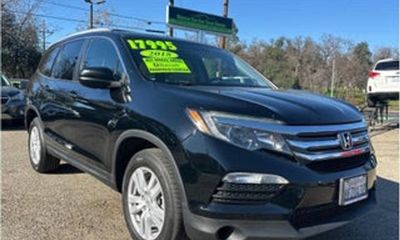 2016 Honda Pilot LX
