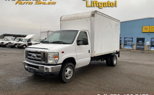 2011 Ford E-450
