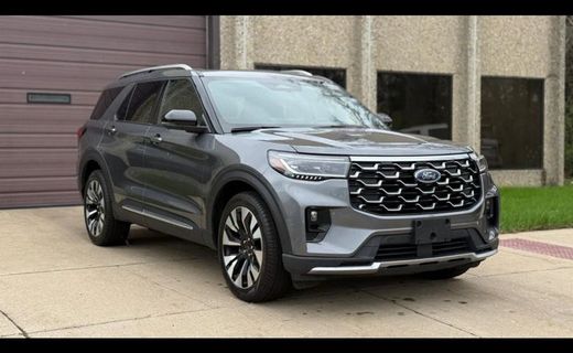 2025 Ford Explorer Platinum