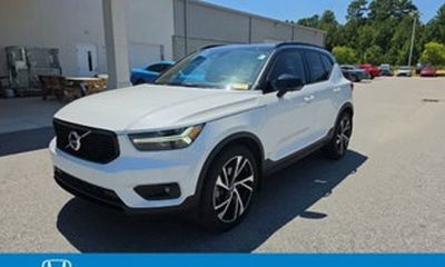 2020 Volvo XC40 R Design