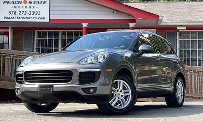 2016 Porsche Cayenne Base