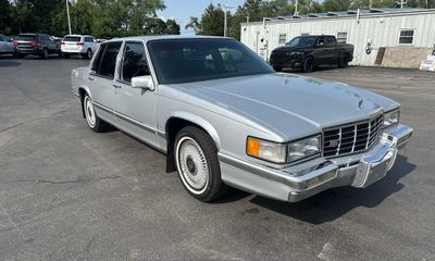 1993 Cadillac Deville Base