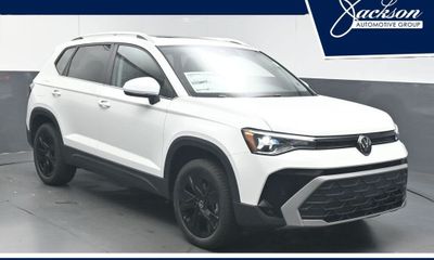 2026 Volkswagen Taos SE