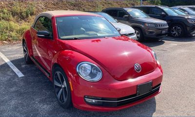 2013 Volkswagen Beetle Turbo Pzev