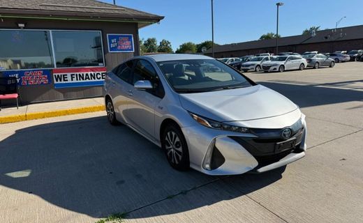 2021 Toyota Prius Prime PHEV XLE