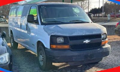 2005 Chevrolet Express 3500