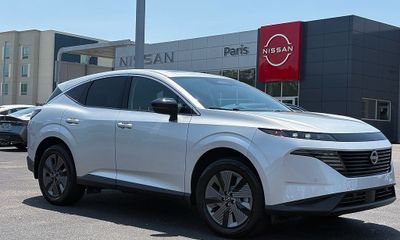 2025 Nissan Murano SL