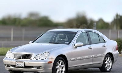 2004 Mercedes-Benz C-Class C240 4 Matic