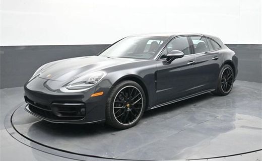2023 Porsche Panamera 4