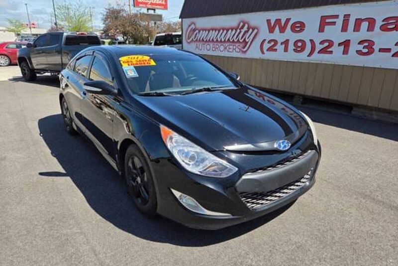 2012 Hyundai Sonata — a typically priced live listing