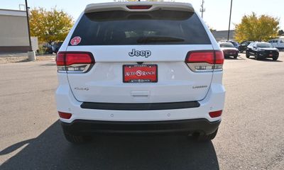 2020 Jeep Grand Cherokee Laredo