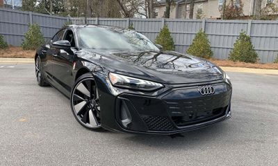 2025 Audi S E-Tron GT Quattro Premium Plus
