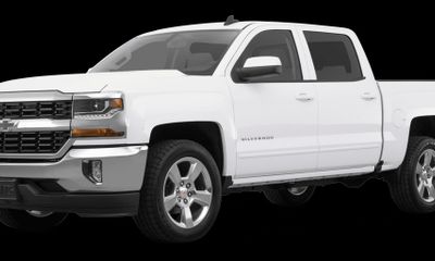 2018 Chevrolet Silverado LT