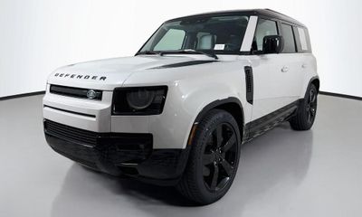 2026 Land Rover Defender 110 SE