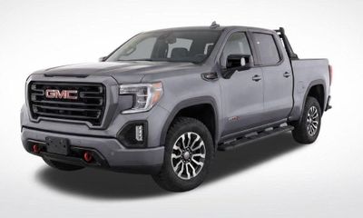 2021 GMC Sierra AT4