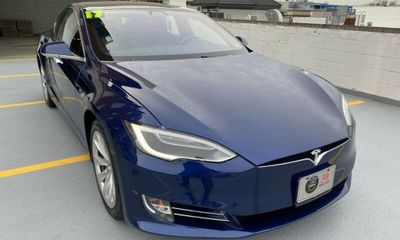 2017 Tesla Model S 60