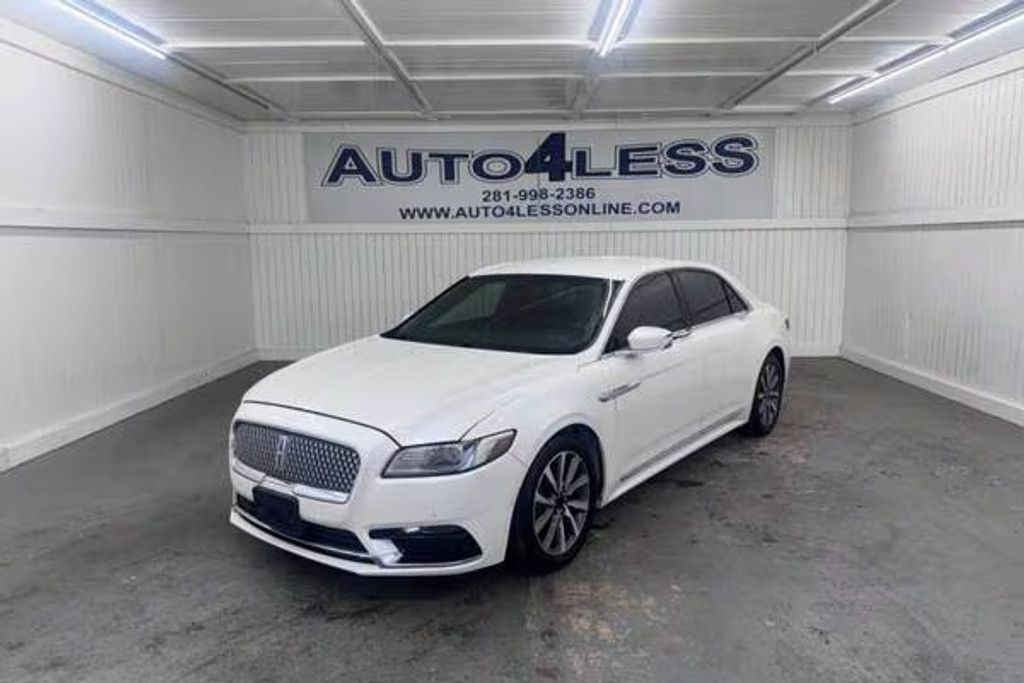 2017 Lincoln Continental Premier