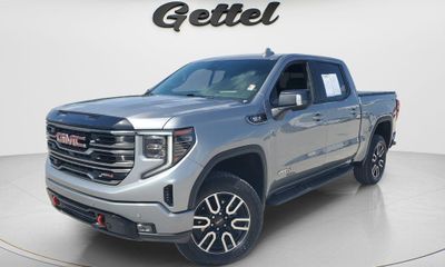 2025 GMC Sierra AT4