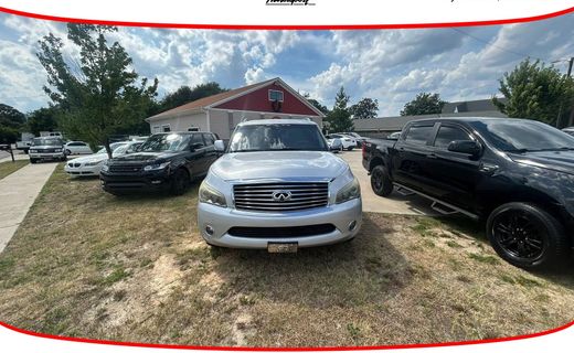 2011 Infiniti QX56 With Split Bench