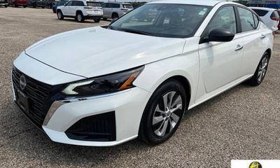 2025 Nissan Altima S