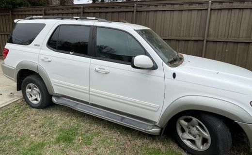 2002 Toyota Sequoia SR5