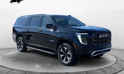 2025 GMC Yukon XL AT4