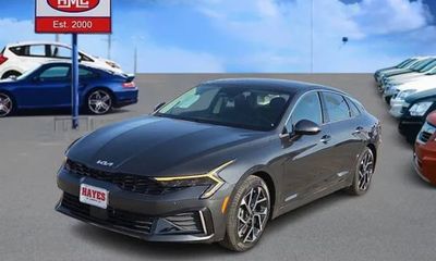 2025 Kia K5 EX