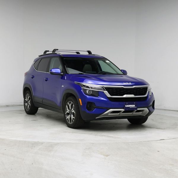 2022 Kia Seltos — a typically priced live listing