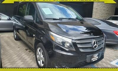 2017 Mercedes-Benz Metris Worker Passenger