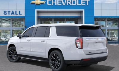 2023 Chevrolet Suburban Premier
