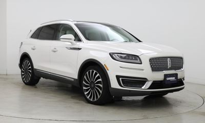2019 Lincoln Nautilus BLK Label