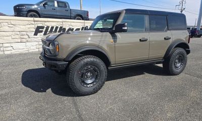 2025 Ford Bronco Badlands