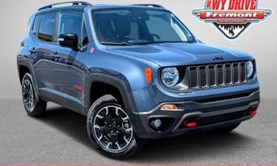 2023 Jeep Renegade Trailhawk