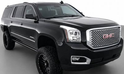 2017 GMC Yukon XL Denali